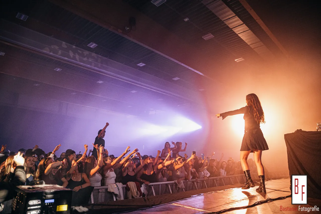 Liveconcert met publiek tijdens Pukema in Puurs